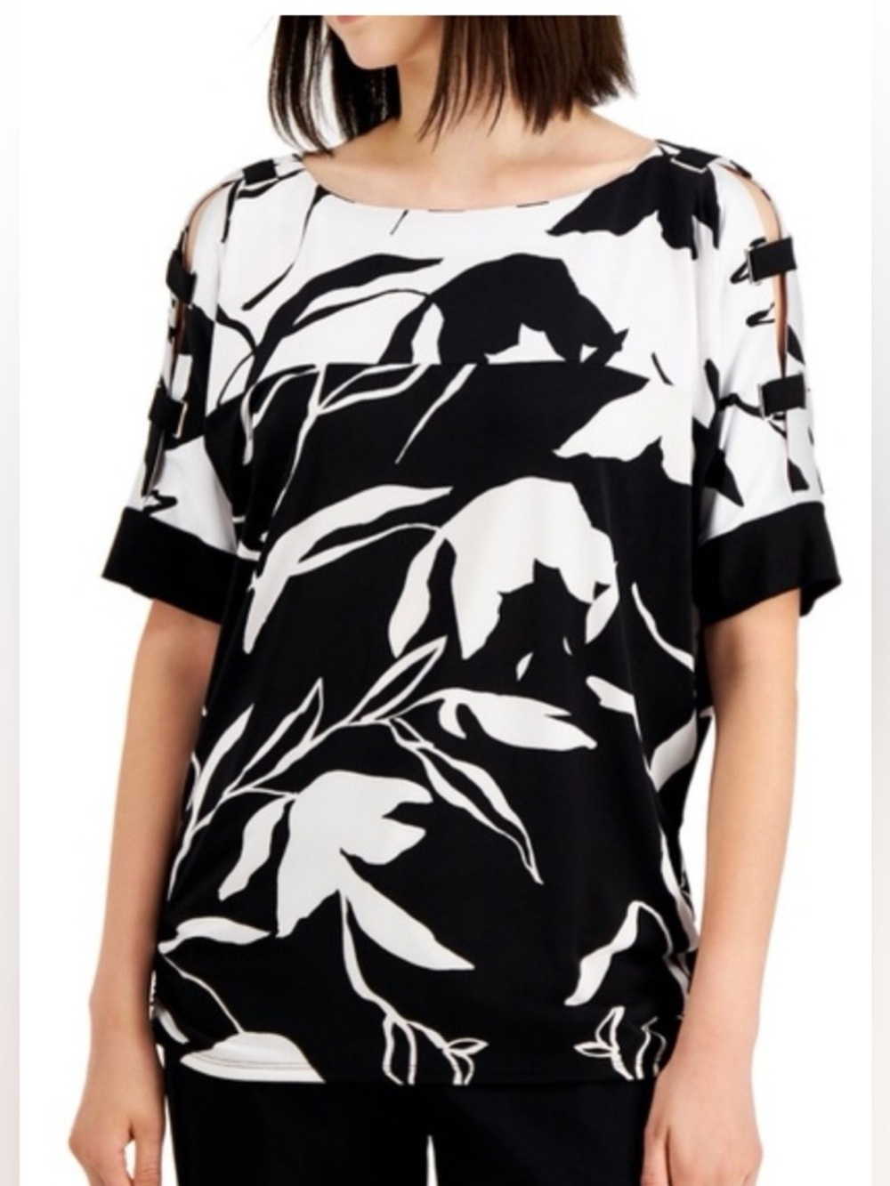 JM Collection Black & White Cutout Floral Short Sleeve Top